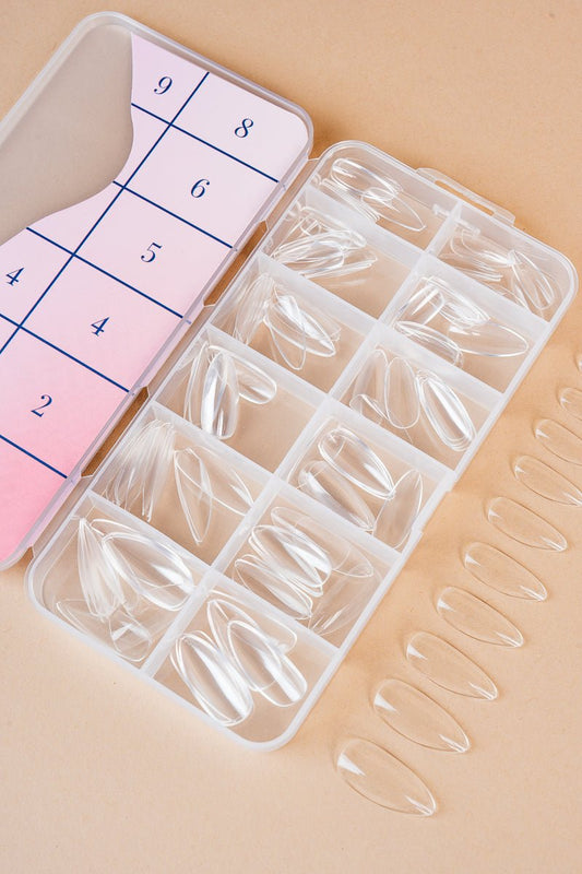 Almond Medium Clear Tipper | Nailster Denmark