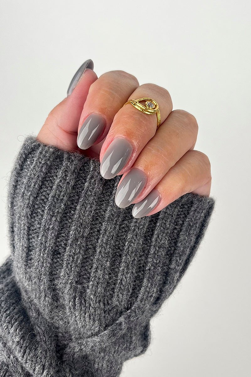 Cloudy Grey · 448 | Nailster Denmark