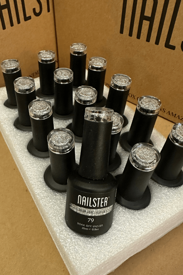 Composed Glitter · 79 | Nailster Denmark