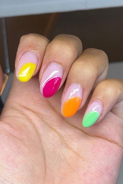 Dark Curry  · 238 - Hand