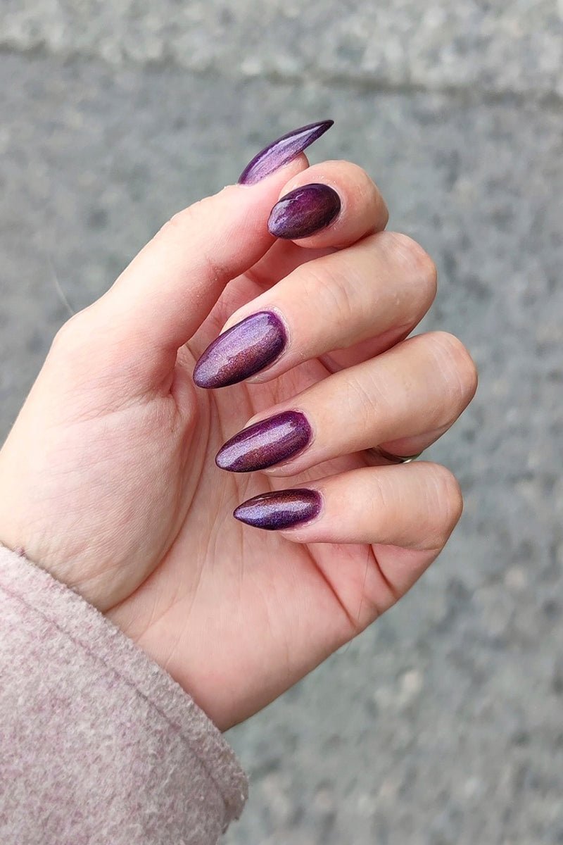 Fireworks Cat Eye · 320 - Buy at Nailster.com