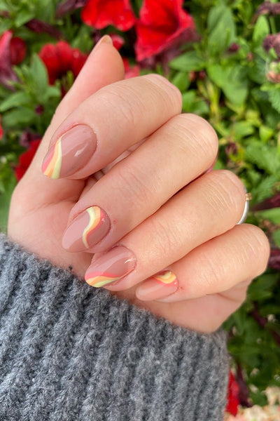 Front Row  · 124 - Hand