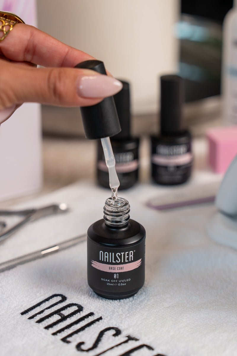 Builder Gel Starter Kit Premium - Buy at Nailster.com