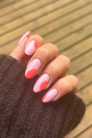 Peach Dots Look | Nailster Denmark