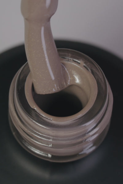 Sparkling  · 251 - Hand