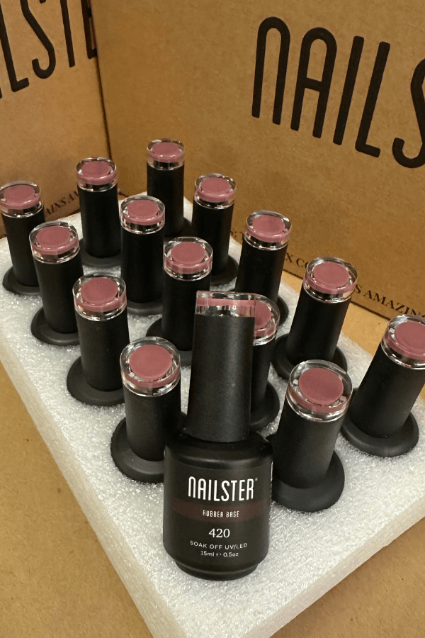 Weekend Away · 420 | Nailster Denmark